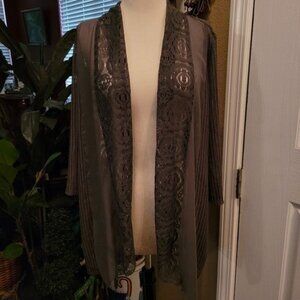 Travelers Chico's Top Lace Cardigan Green Size 1 large Contemporary Modern